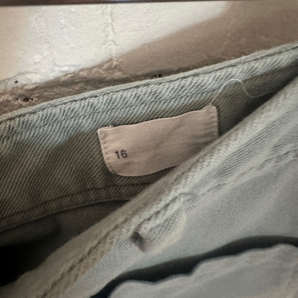 GAP Sage Utility Shorts, Button-Fly High-Rise, Size 16 - Picture 4 of 6